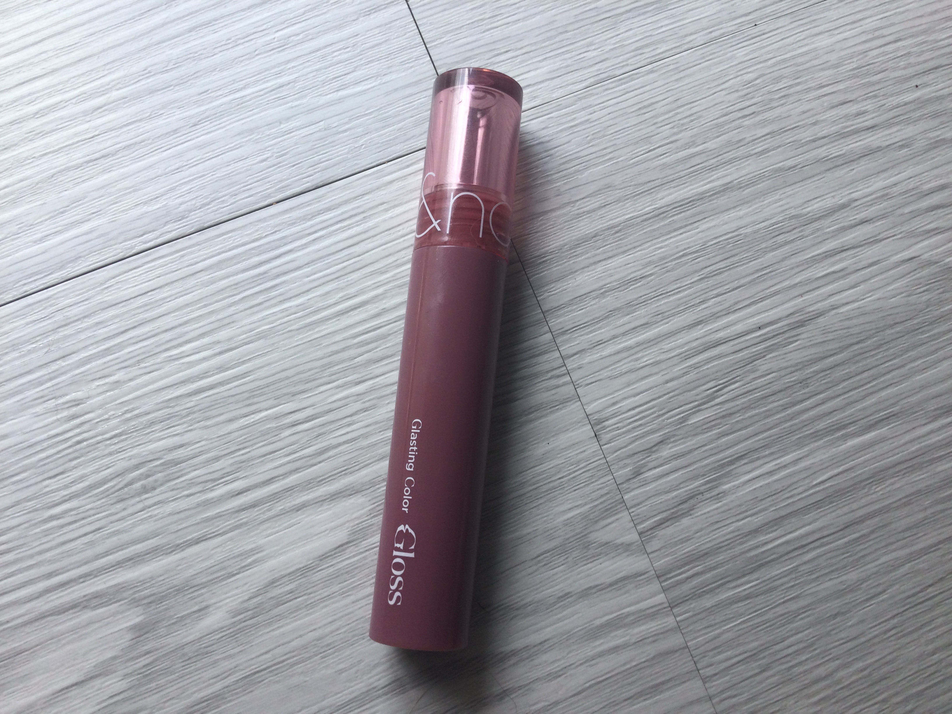 グラスティングカラーグロス