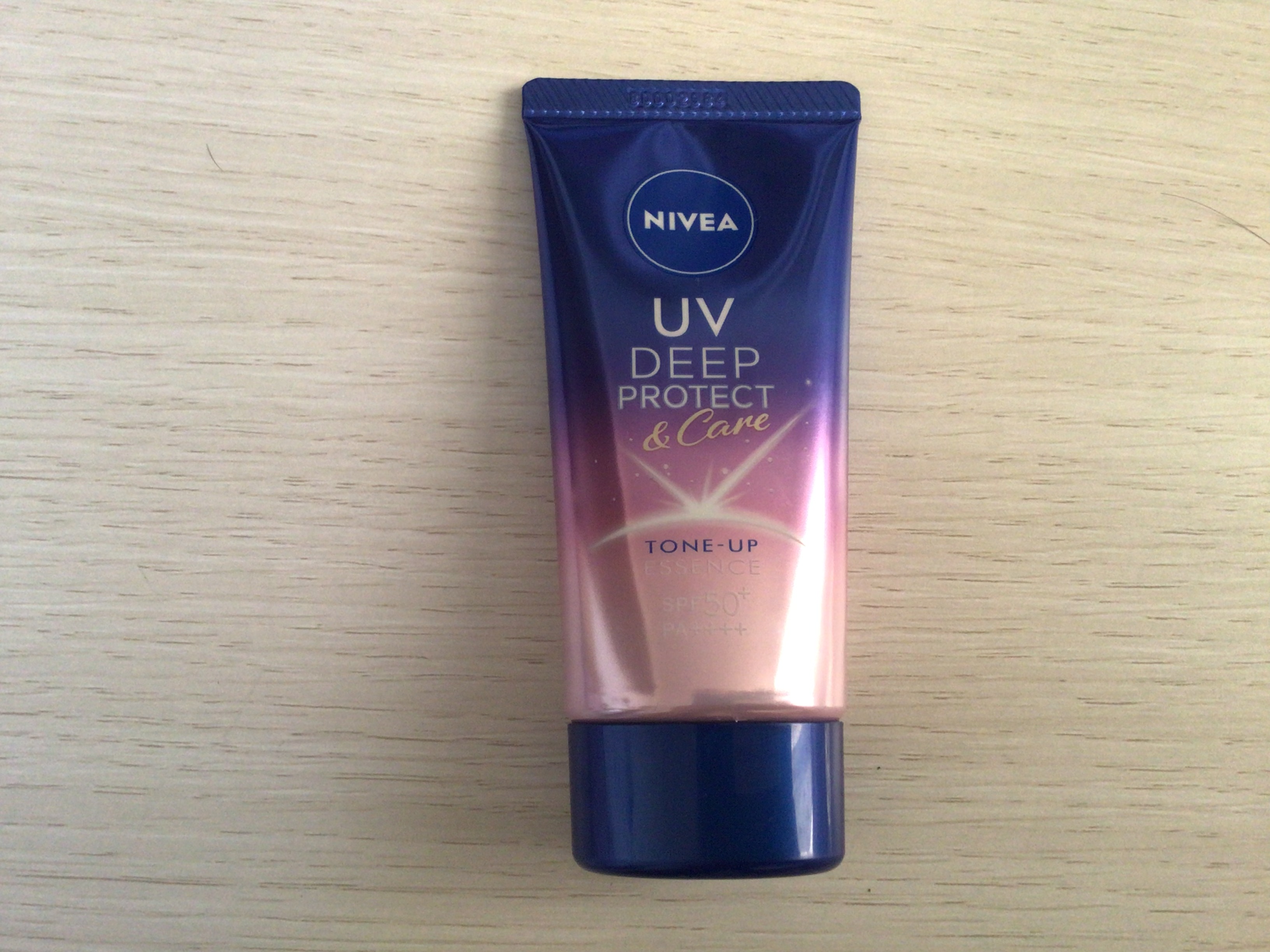 ニベアUV ディーププロテクト＆ケア トーンアップエッセンス