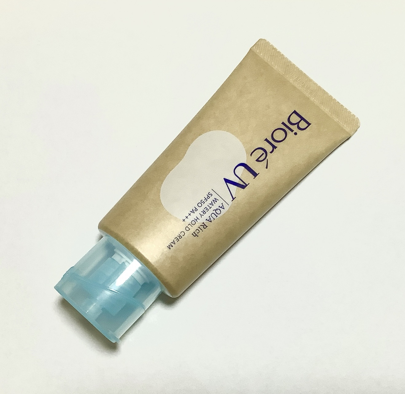 ビオレUV　アクアリッチ　ウォータリーホールドクリーム