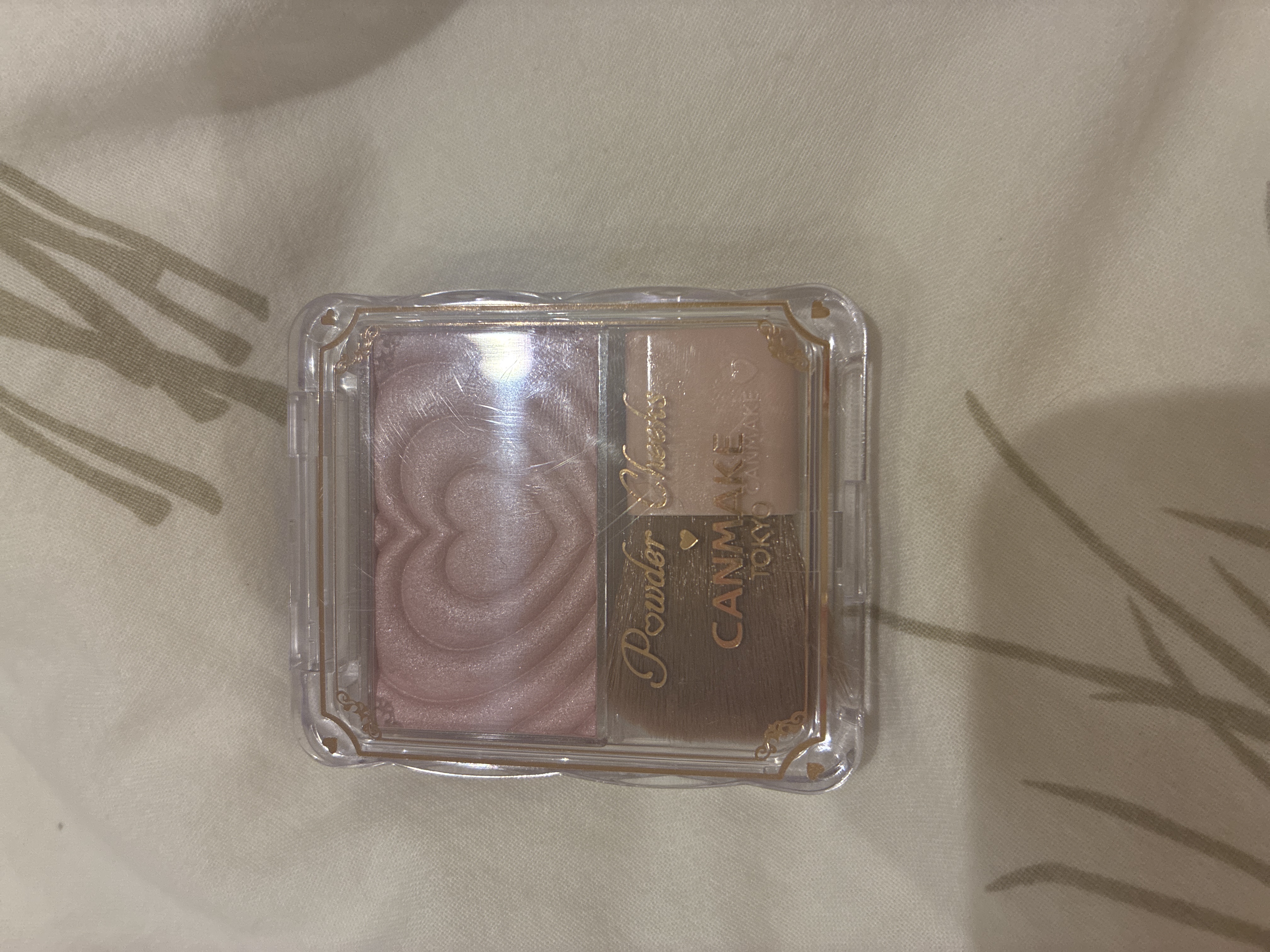 パウダーチークス