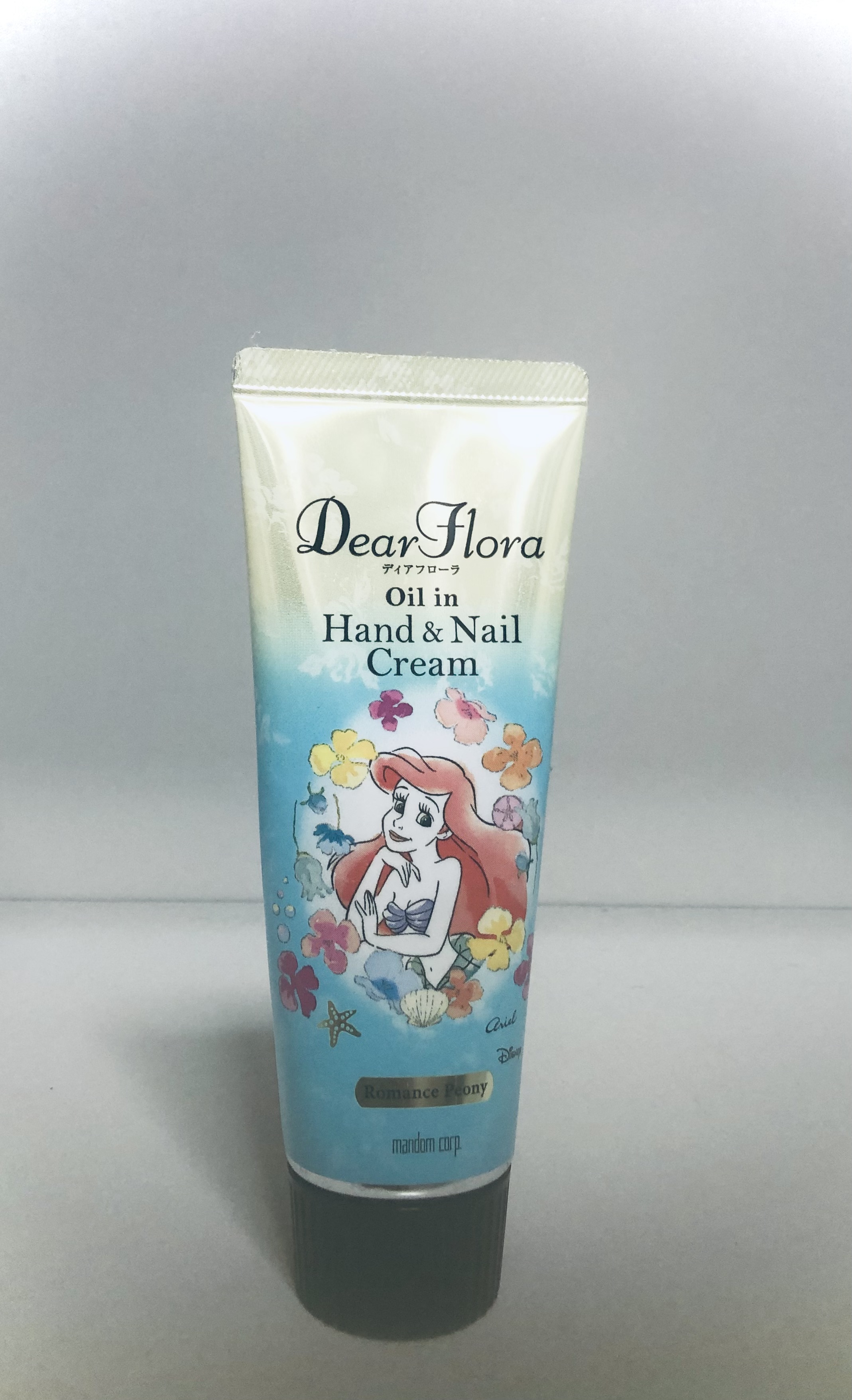 ディアフローラ オイルイン ハンド＆ネイルクリーム