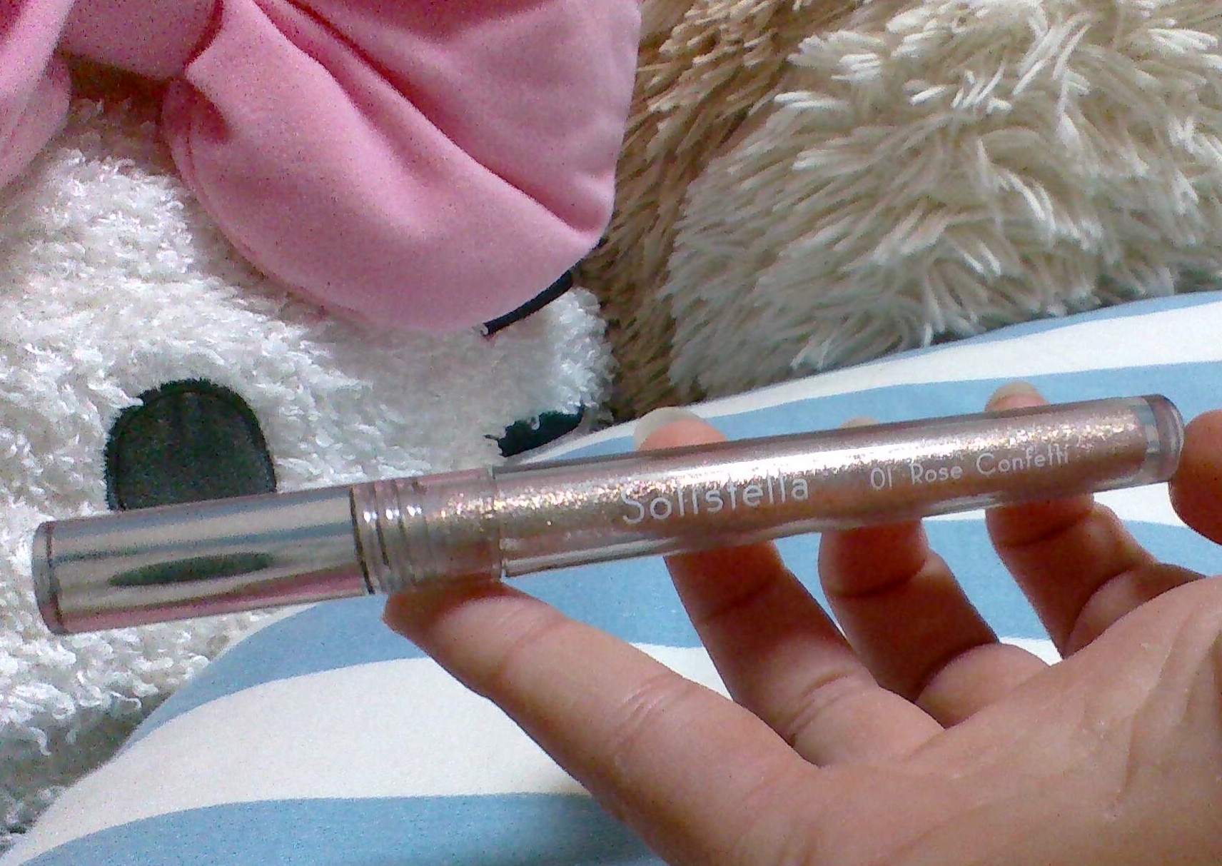 Solistella リキッドアイシャドウ