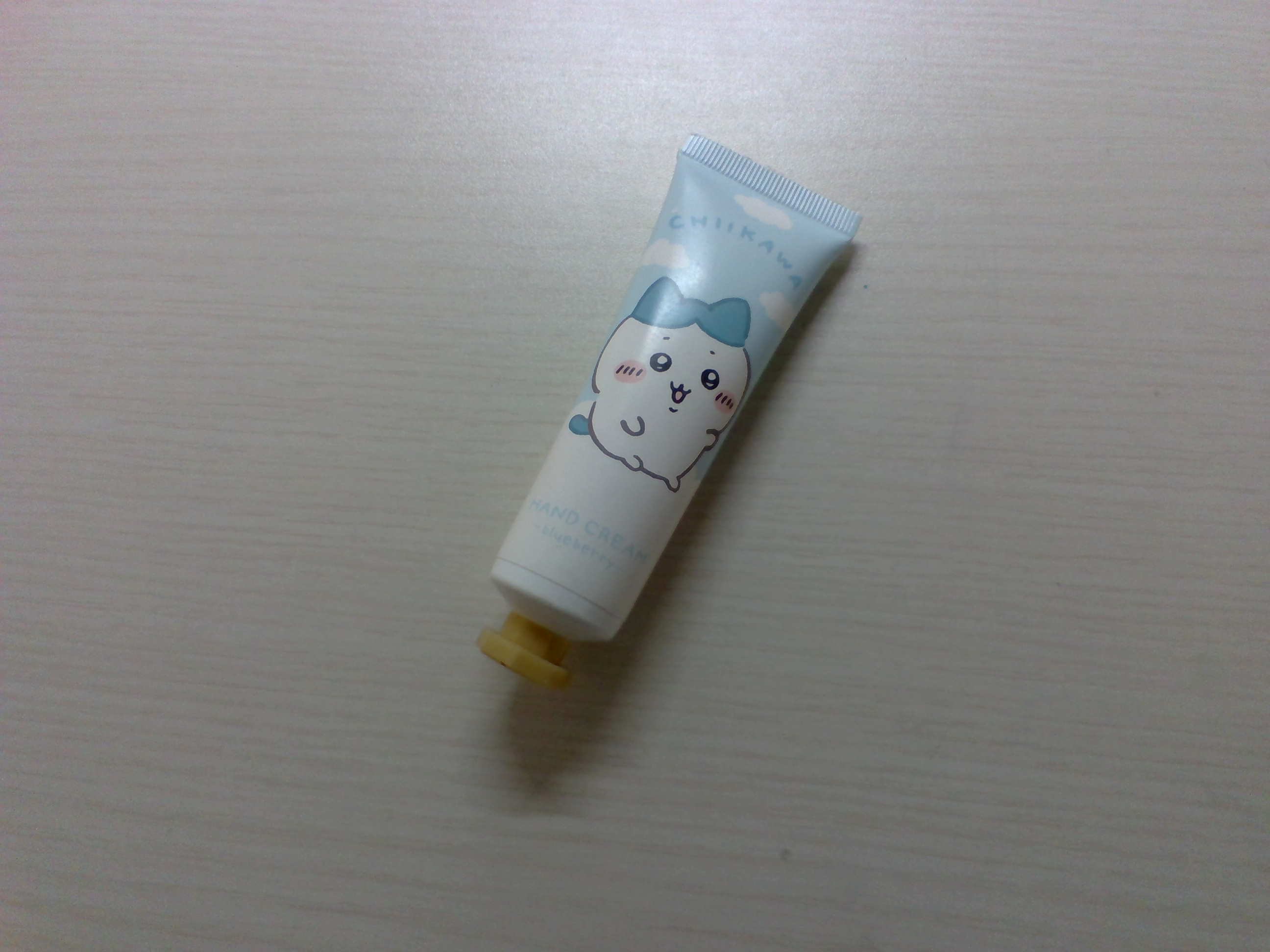 ハンドクリーム ブルーベリー ハチワレ