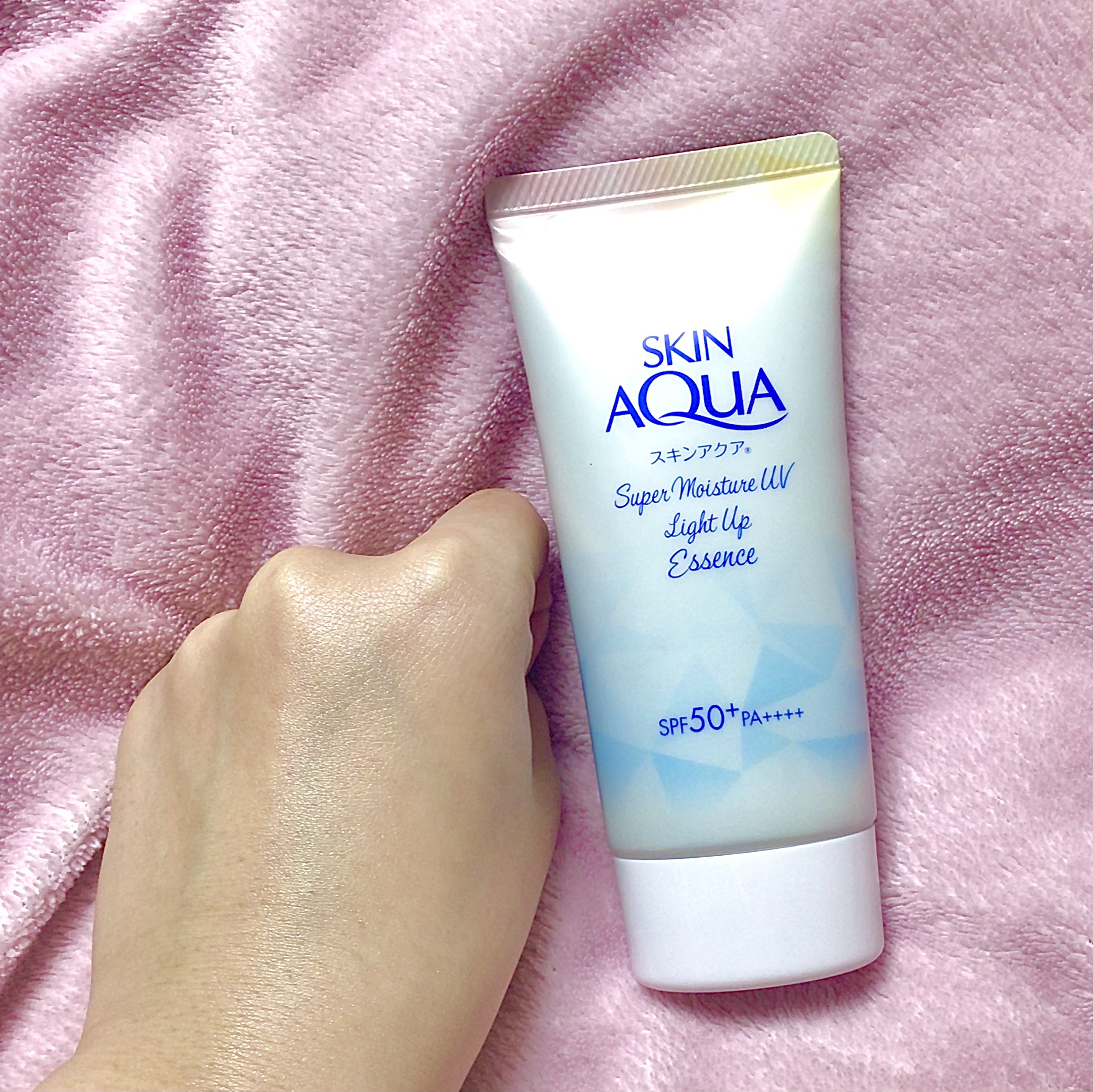 スーパーモイスチャーUV ライトアップエッセンス