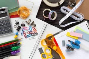 小中学生の85.6％が文房具にこだわりあり。購入時に重視する点は小学生は「デザイン」、中学生は「使いやすさ」