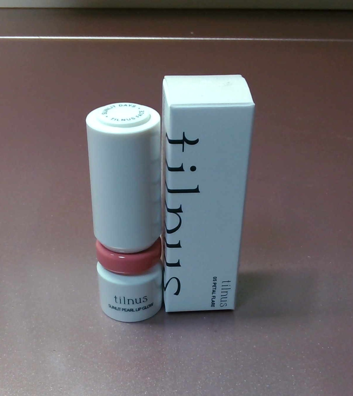 ティルナス サンリットパール リップグロウ