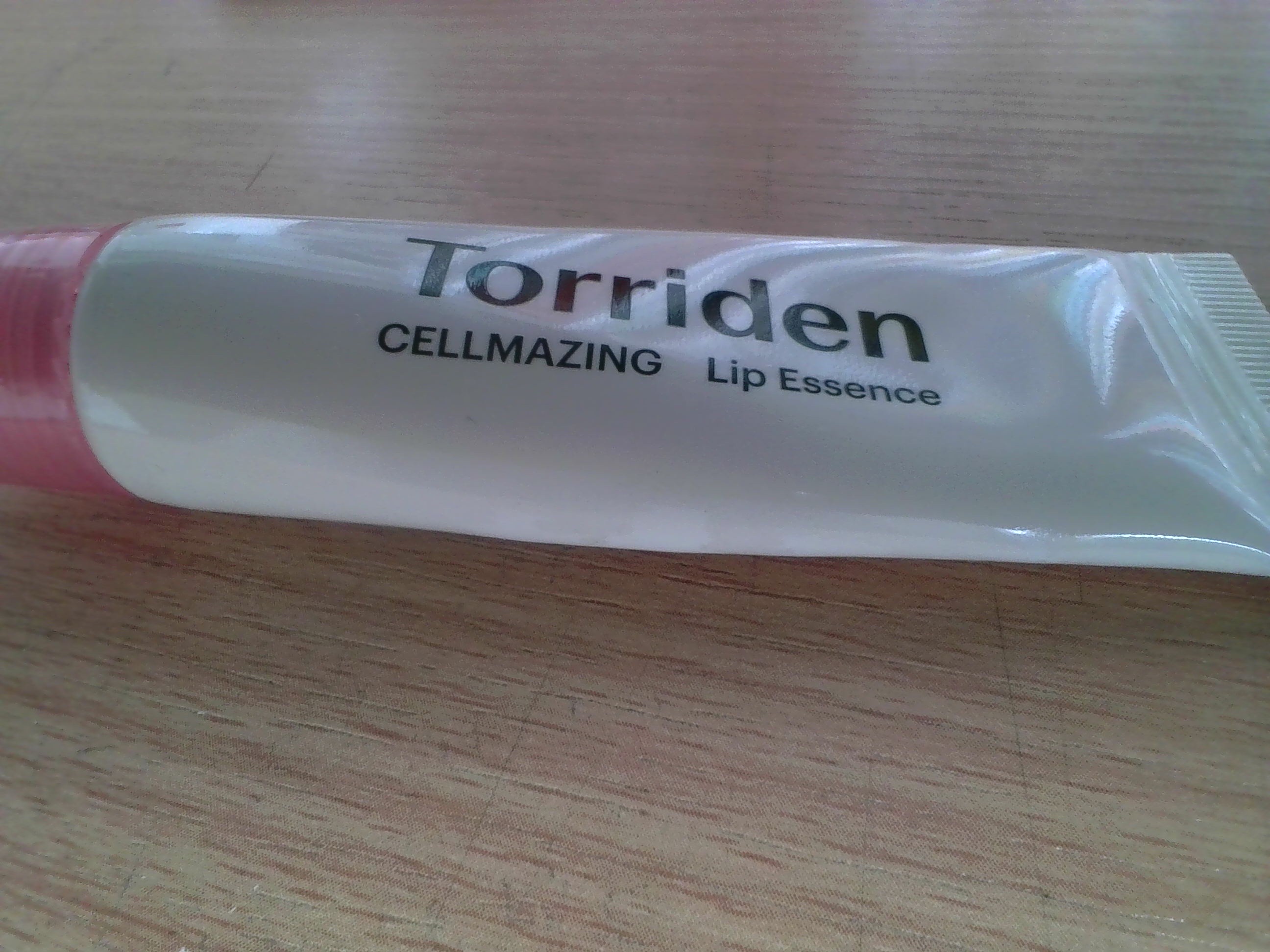 セルメイジング コラーゲン リップエッセンス