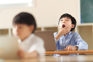 小中学生の63.4％が睡眠不足を自覚。朝スッキリ起きられる人は5.8％
