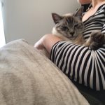 そんなに眠いの❓それとも嫌なのかな❓