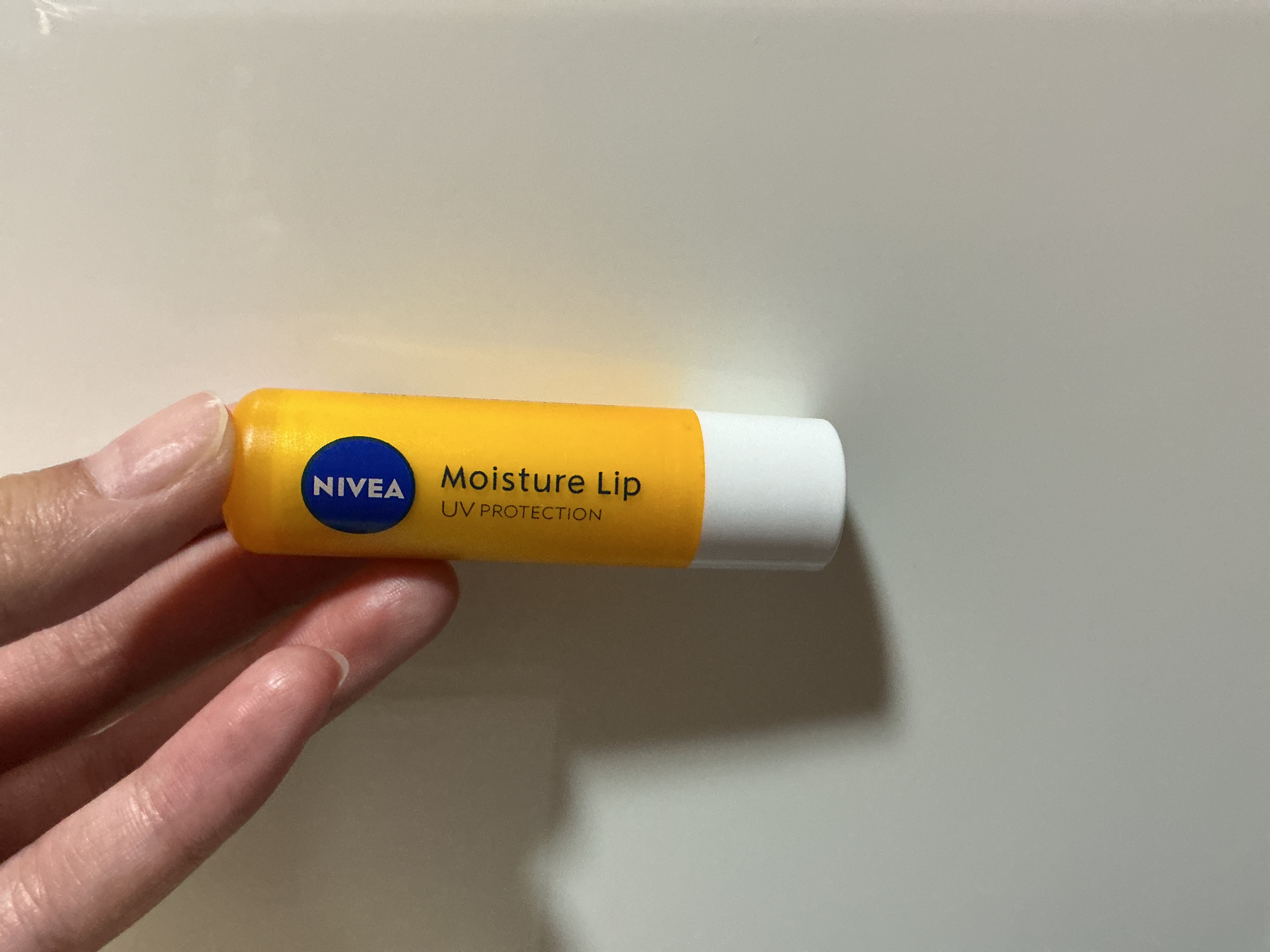 ニベア モイスチャーリップ UV